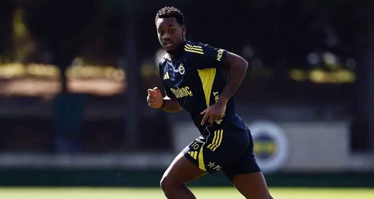 "Sözcü": Fenerbahçe Jhon Duranla bağlı sevindi
