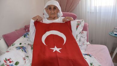 103 yaşındaki Zeynep Gülbil: Küçükken Atatürk'ü radyodan dinlerdik, Yaşasın Cumhuriyet Bayramı