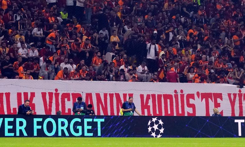 Başkasının kartıyla Galatasaray-Bayern Münih maçına bileti olmayan kişileri sokan kişi tutuklandı