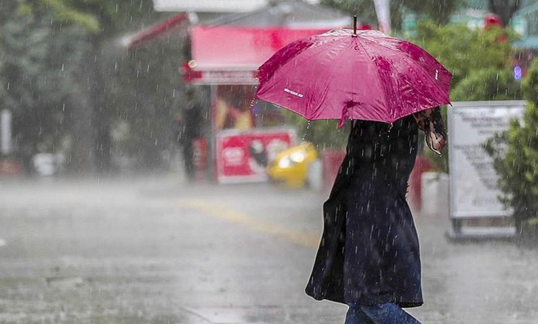 Hava sıcaklıkları azalıyor! Meteoroloji'den kuvvetli yağış ve rüzgar uyarısı