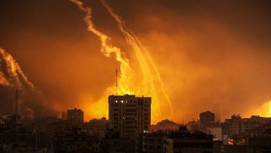 İsrail bomba yağdırıyor! Gazze’nin dünya ile iletişimi koptu