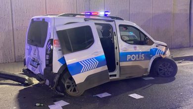 Maltepe'de hafriyat kamyonu polis aracına çarparak kaçtı: İki polis ağır yaralı 