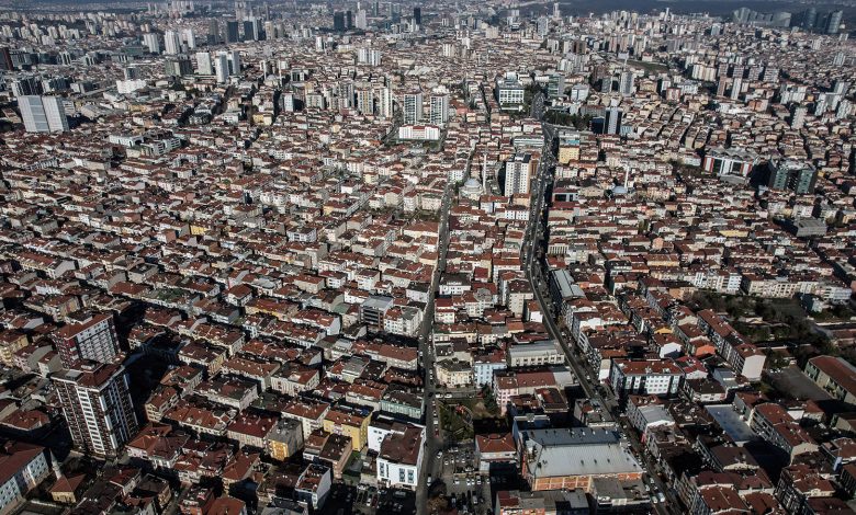 Yüksek maliyet karşısında konut almak isteyen vatandaşlardan yeni çözüm: Çoklu hisse