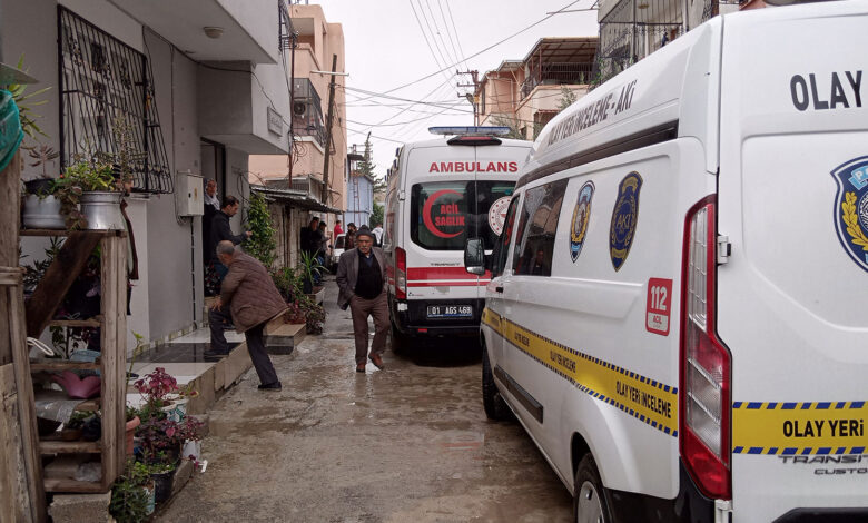 Adana'da erkek dehşeti: Eşini katletti, annesini yaraladı