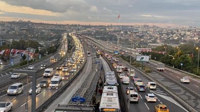 Bir haftalık ara tatil sona erdi! İstanbul trafiğinde okul yoğunluğu