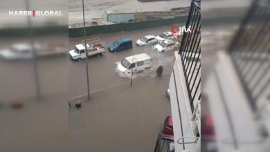 İzmir’i sağanak vurdu: Cadde ve sokaklar göle döndü