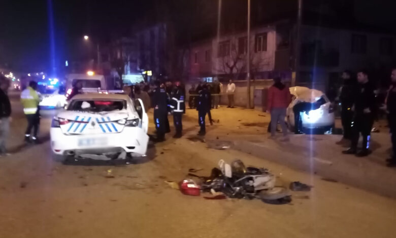 Bursa'da polis araçlı zincirleme kaza: 2'si polis, 4 kişi yaralandı