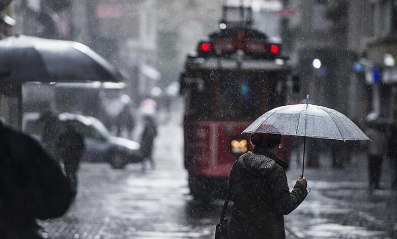 İstanbullular dikkat: Meteoroloji saat verdi! O iller kuvvetli kar yağışlı