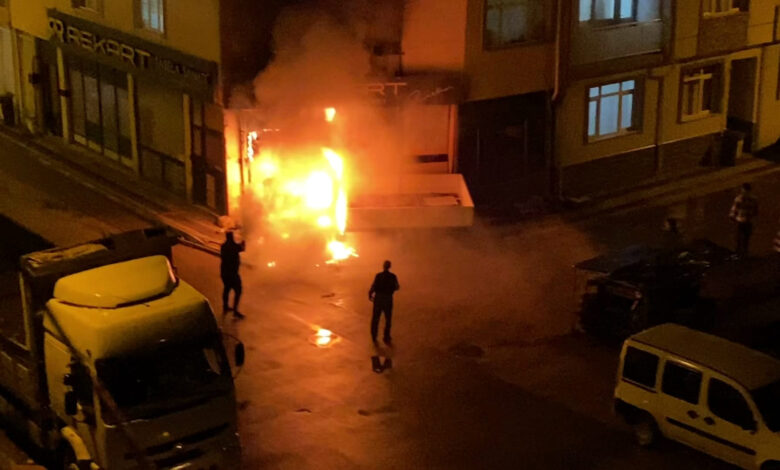 Bursa'da büyük panik! Park halindeki kamyonette çıkan yangın, iş yerine sıçradı