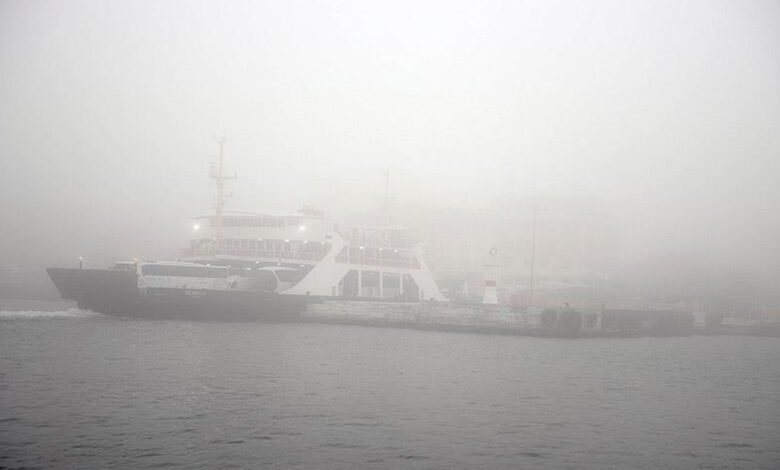 Çanakkale Boğazı sis nedeniyle tek yönlü gemi geçişlerine kapatıldı