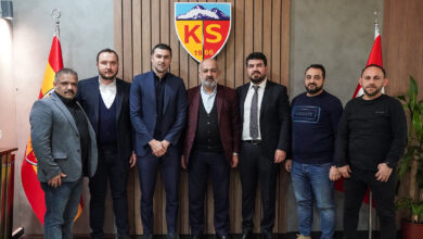 Kayserispor, Burak Yılmaz'ı resmen açıkladı