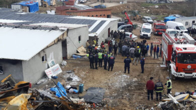 Kocaeli'de eşyalarını kurtarmak için yanan barakaya giren 49 yaşındaki işçi, hayatını kaybetti