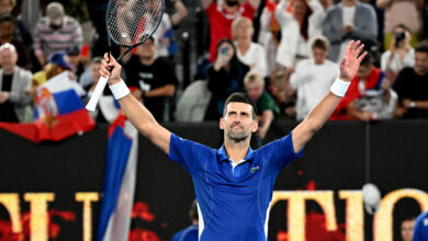 Novak Djokovic, Avustralya'da yoluna dolu dizgin devam ediyor