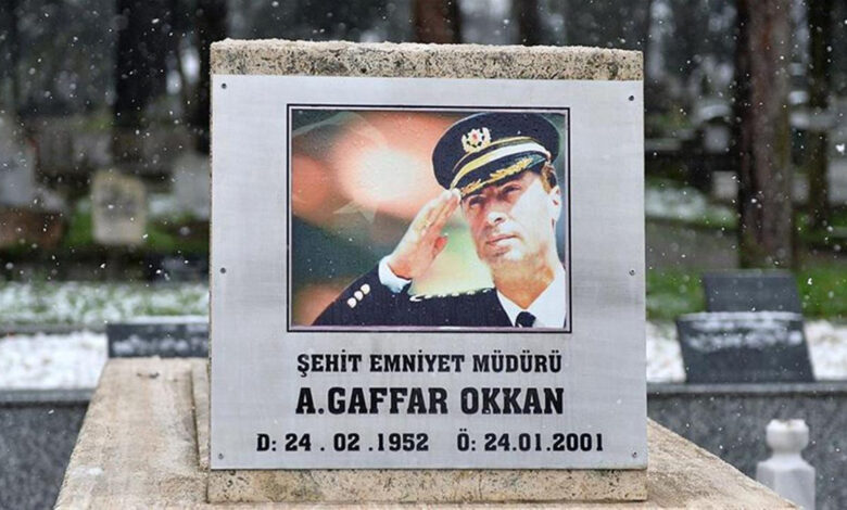 Şehit Emniyet Müdürü Ali Gaffar Okkan mezarı başında anıldı