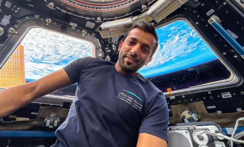 Uzaya giden ilk Arap astronot olan Sultan Niyadi, BAE'de bakan olarak atandı