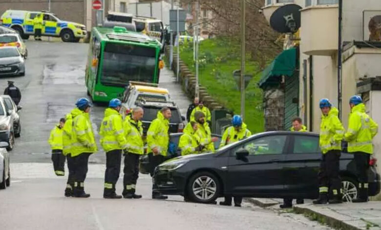 İngiltere'de bomba alarmı! Binlerce kişi tahliye edildi