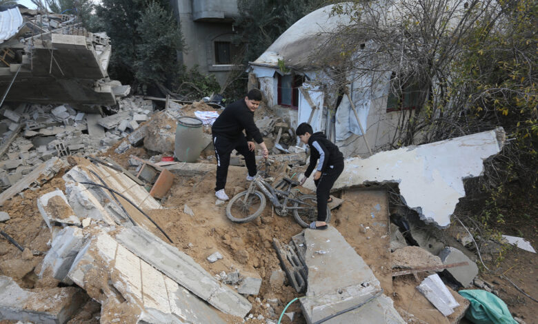 İsrail'in Gazze'ye düzenlediği saldırılarda çok sayıda ölü