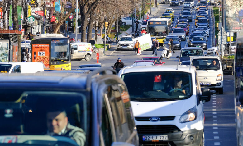 İstanbullular dikkat! Yarın bu yollar trafiğe kapatılacak!