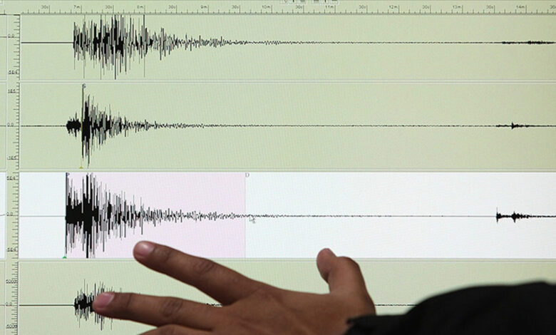 İzmir ve Çanakkale'de deprem