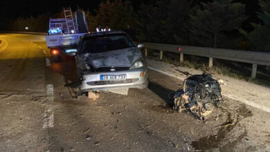 Kocaeli ağaca çarpan aracın motoru yerinden çıktı! 1'i ağır 5 yaralı 