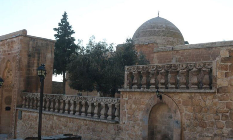 Mardin'in tarihi camileri yüzyıllardır ayakta durmaya devam ediyor