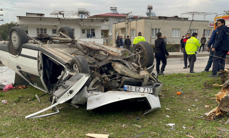 Osmaniye'de araç ters döndü: 3 kişi yaralandı