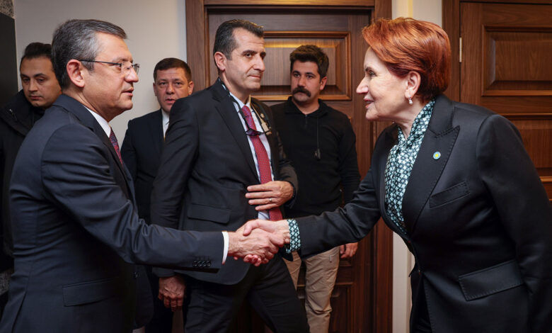 Özgür Özel, Meral Akşener'i ziyaret etti