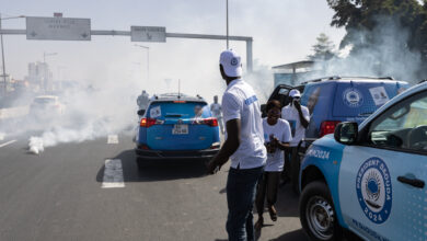 Senegal'de seçimler ertelendi: Sokaklarda protestolar düzenlendi