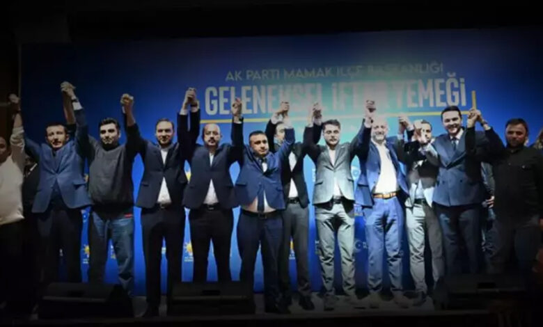 Ankara'da seçime saatler kala CHP'de toplu istifa