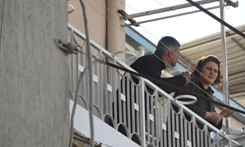 Bursa'da cezaevinden izinli çıkan erkek, ablasını bıçakla rehin aldı