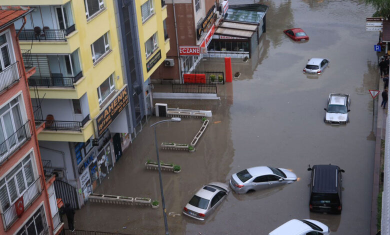 İstanbul dahil 81 ilde sel, dolu ve fırtına alarmı!