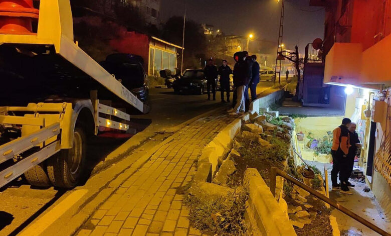 İstanbul'da polisin 'dur' ihtarına uymayan sürücü apartman boşluğuna düştü
