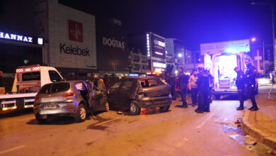 İzmir'de katliam gibi kaza! Ölü ve yaralılar var 