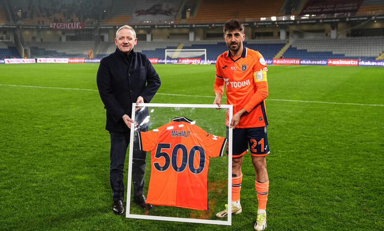 Mahmut Tekdemir, Başakşehir formasıyla 500. maçına çıktı