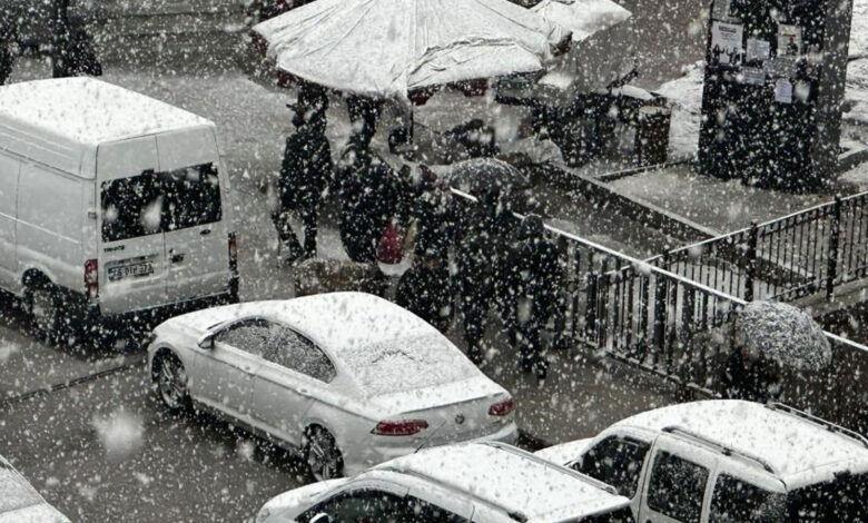 Meteoroloji uyardı: Sıcaklıklar eksilere düşecek, her yer beyaza bürünecek