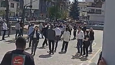 Muhtar adaylarının yakınları kavga etti, polis biber gazlı müdahalede bulundu