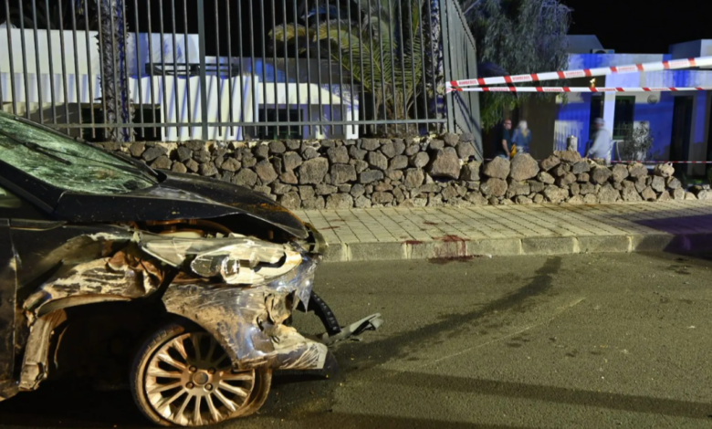 Otomobilinin kontrolünü kaybeden sürücü kaldırımdaki turistlere çarptı: Bebek hayatını kaybetti