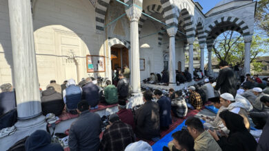 Bayram namazı Tokyo Camii'nde eda edildi