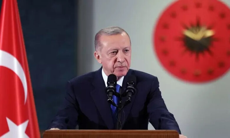 Cumhurbaşkanı Erdoğan, Malezya Başbakanı Enver İbrahim ile görüştü