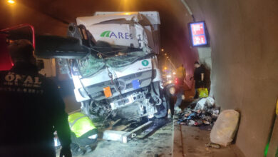 Orhangazi Tüneli'nde feci kaza! Trafiğe kapatıldı 