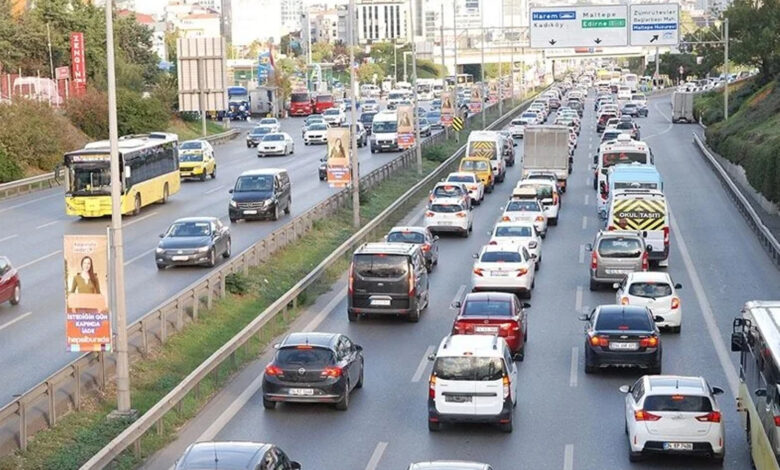 Trafiğe bayram tatili düzenlemesi! Bakan Yerlikaya duyurdu: Bazı araçların seyri durduruldu