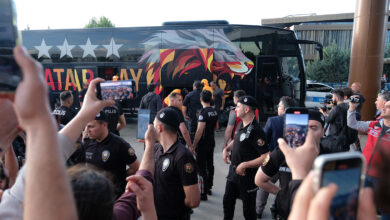 Konya'da Galatasaray'ı bekleyen Sarı-kırmızılı taraftarlar hayal kırıklığına uğradı