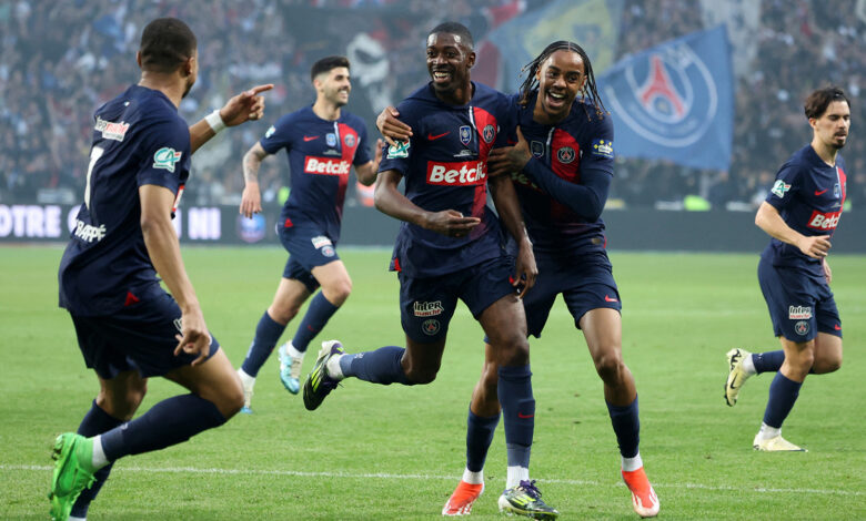 Kylian Mbappe, PSG'ye kupayla veda etti