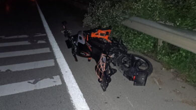 Motosiklet sürücüsü feci kazada hayatını kaybetti