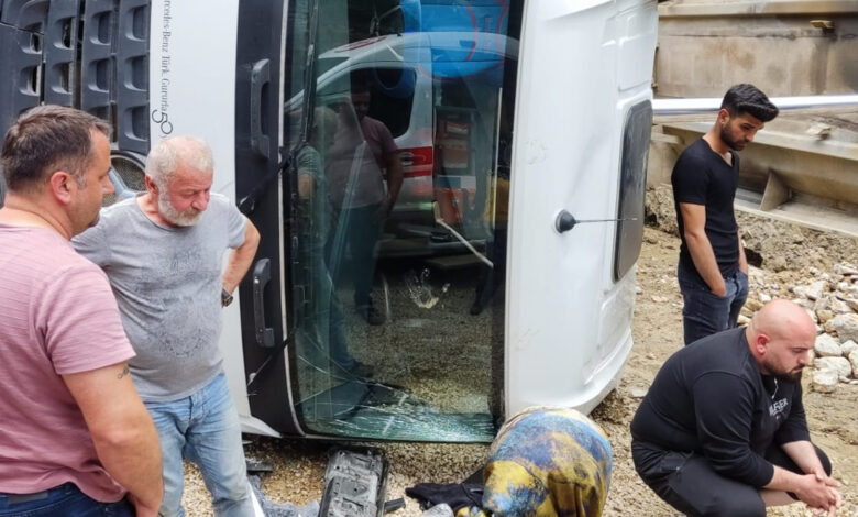 Sinop'ta devrilen kamyonun sürücüsü öldü