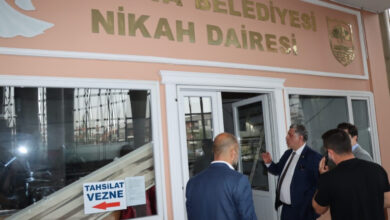 Yalova'da nikah dairesinin tavanı çöktü