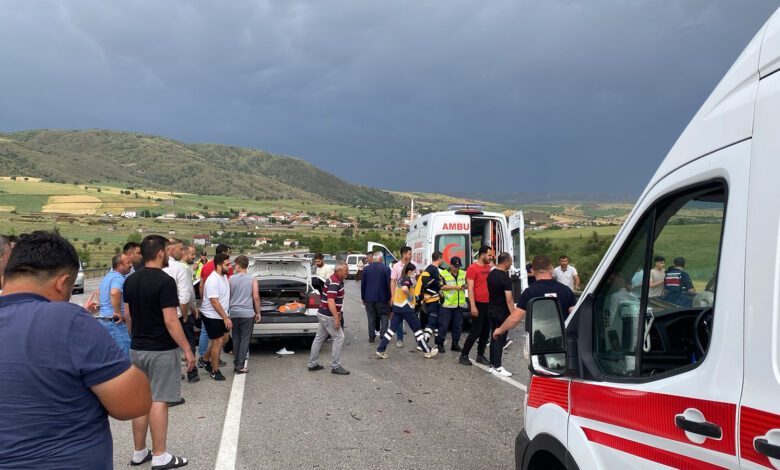 Ankara'da zincirleme kaza: 10 kişi yaralandı