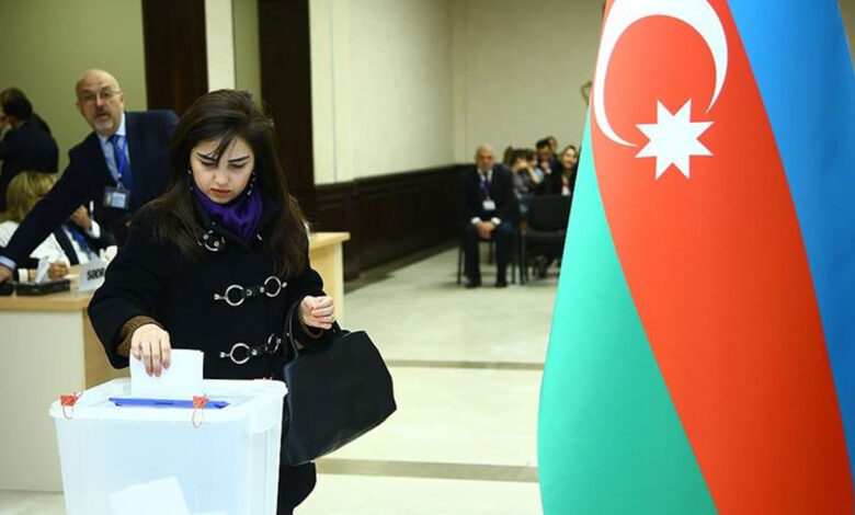 Azerbaycan'da 1 Eylül'de erken seçim yapılacak