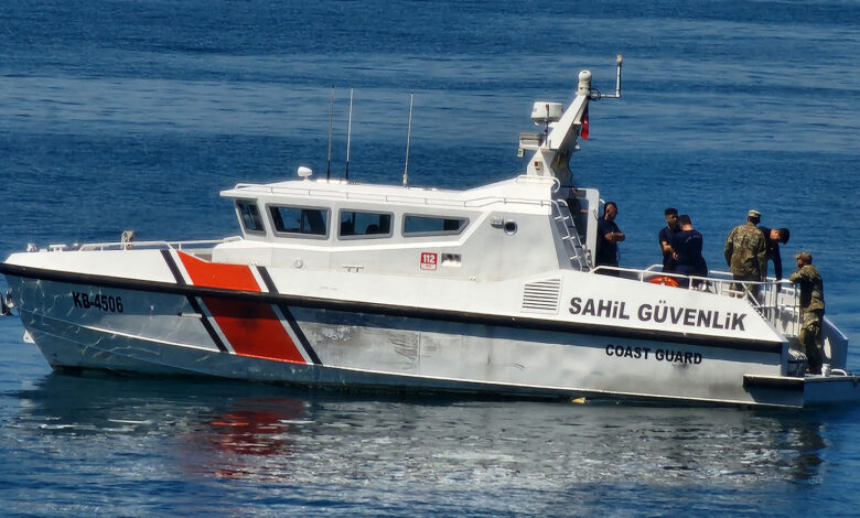 Karadeniz açıklarındaki şüpheli cismi çıkartma çalışmaları başladı