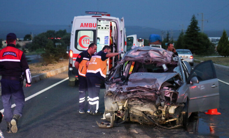 Uşak'ta korkunç kaza! Kamyona çarptı, feci şekilde öldü